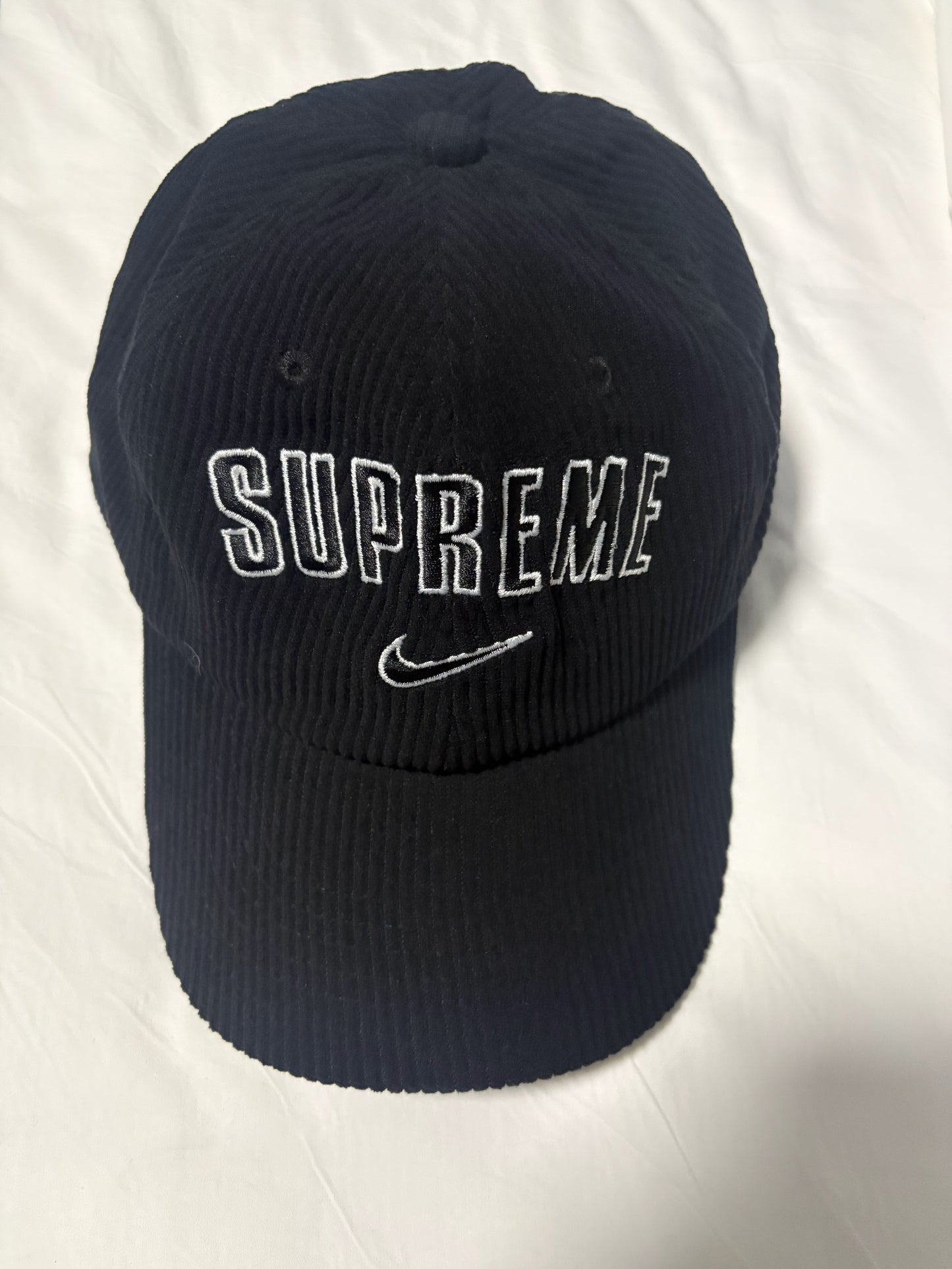 Supreme x Nike Arc Corduroy 6-Panel-Black