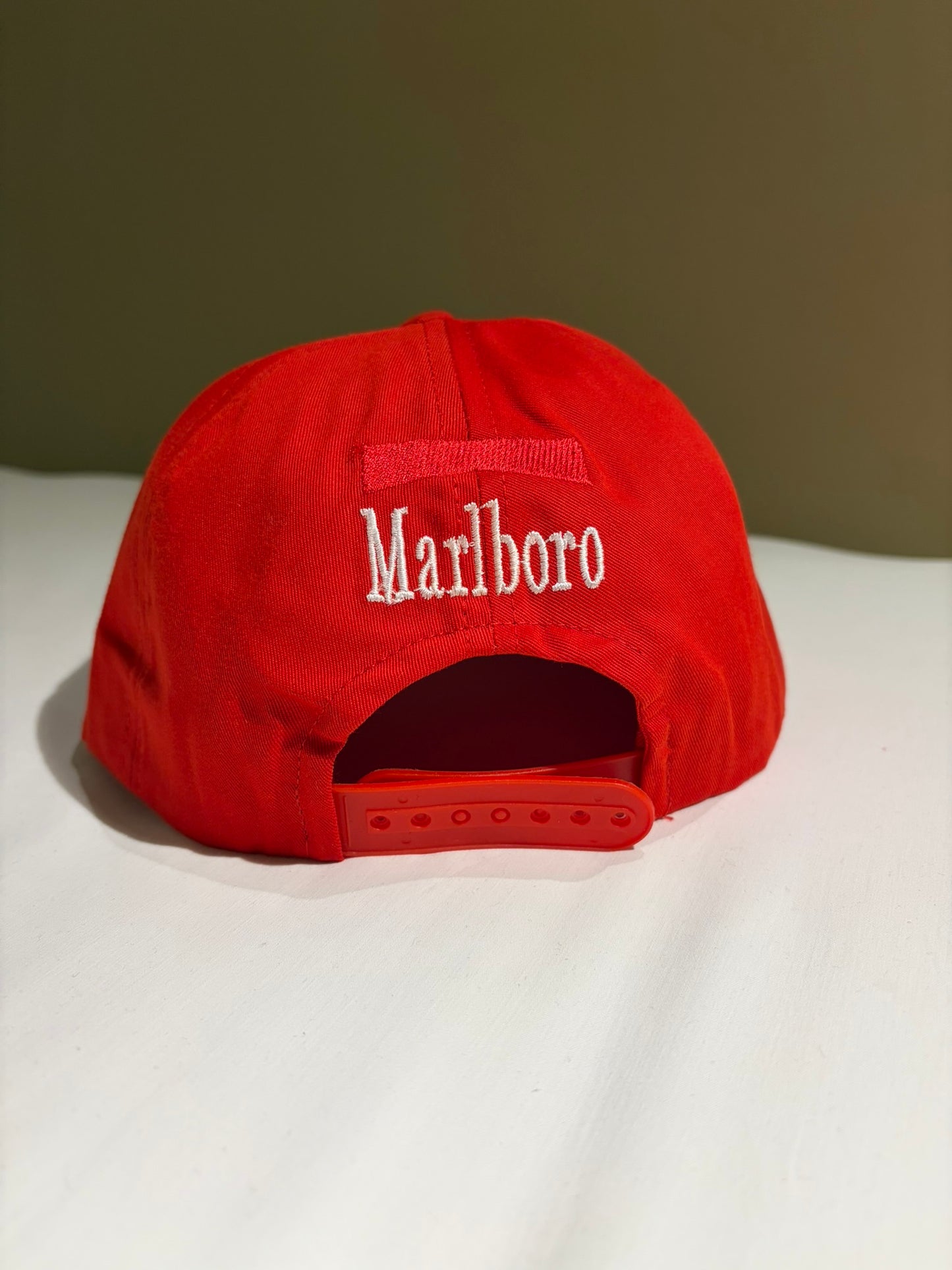 Marlboro Vintage Snapback Cap Red