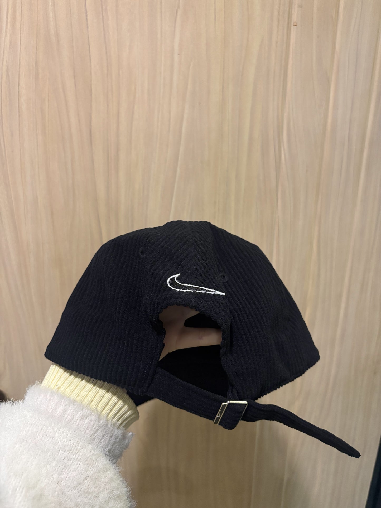 Supreme x Nike Arc Corduroy 6-Panel-Black