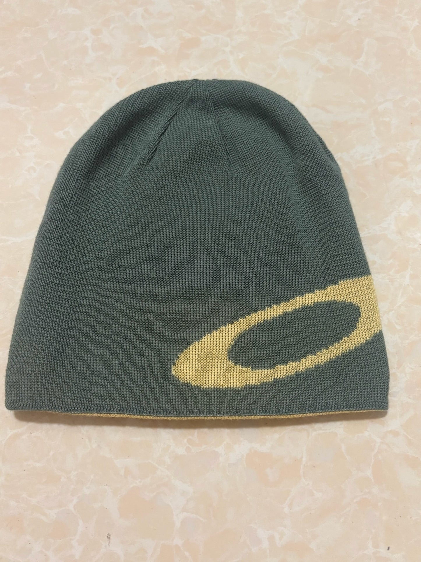 Oakley Ellipse  Beanie Green and Yellow