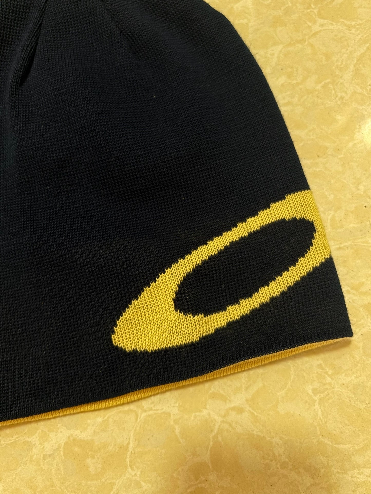 Oakley Ellipse Beanie  Dark Navy Blue