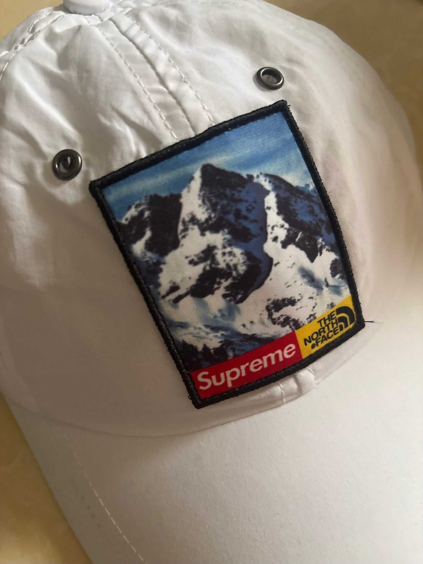 Supreme x The North Face Mountain 6-Panel Hat-White