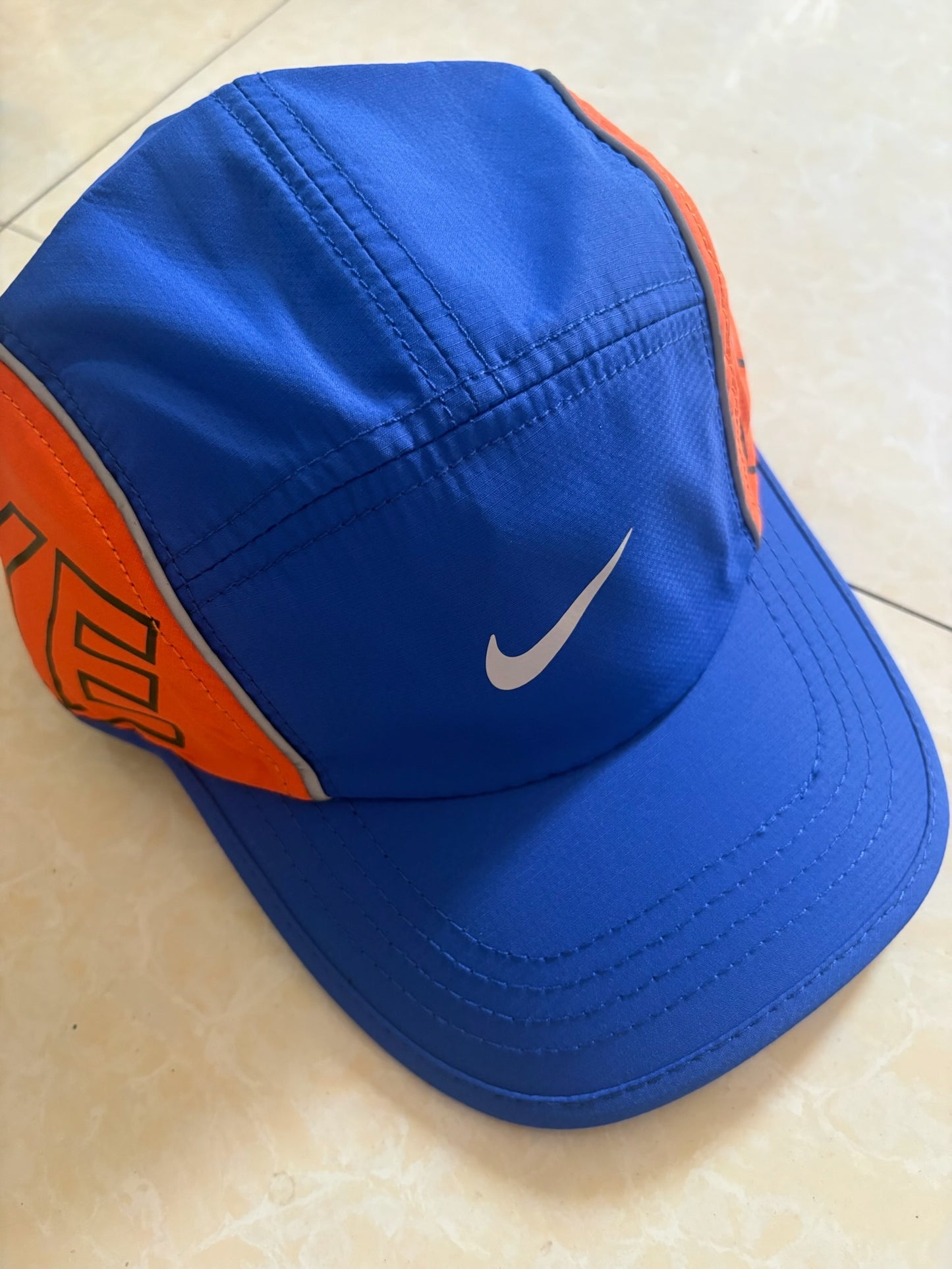 Nike AeroBill AW84 - Bule Orange