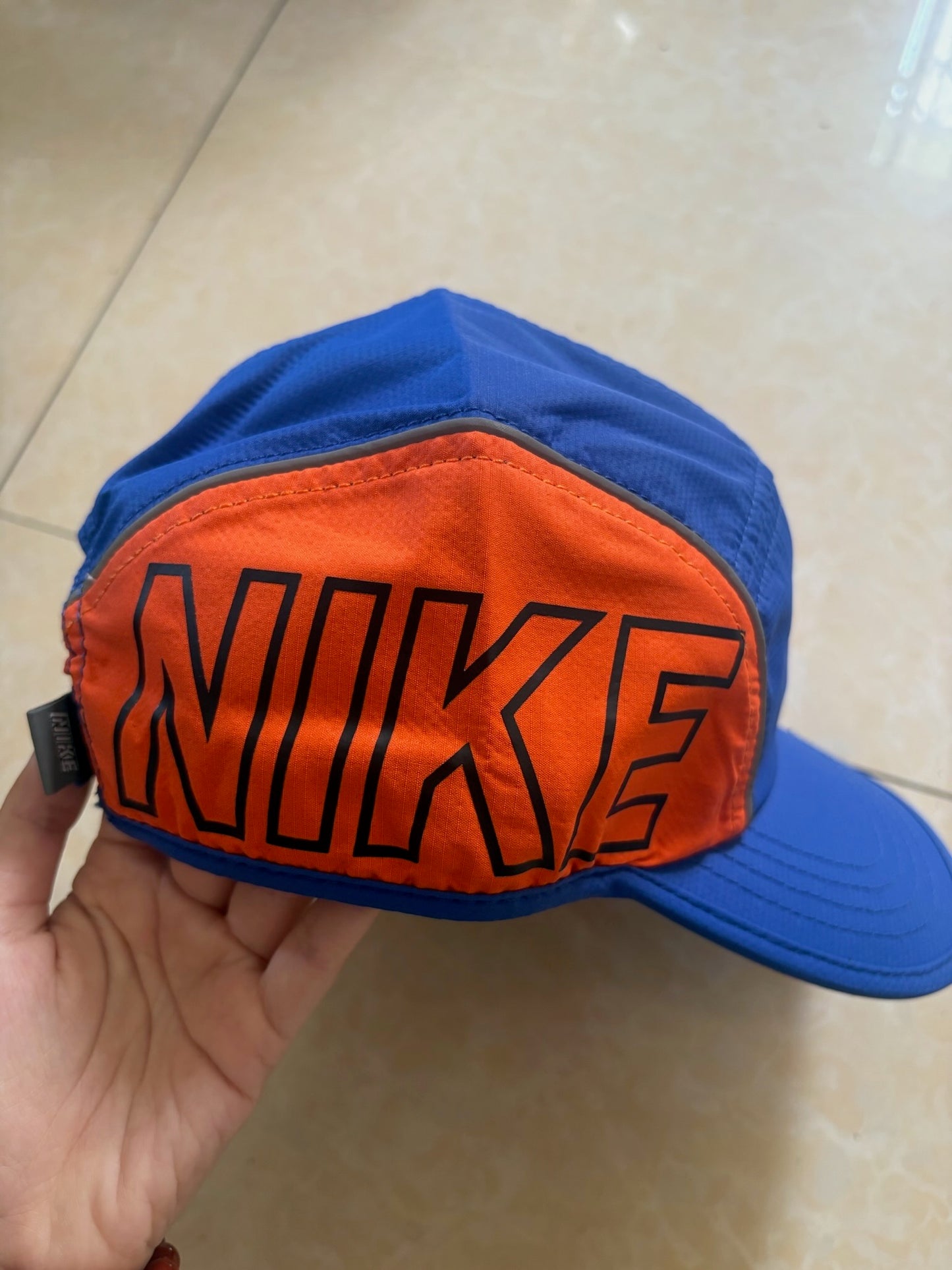 Nike AeroBill AW84 - Bule Orange