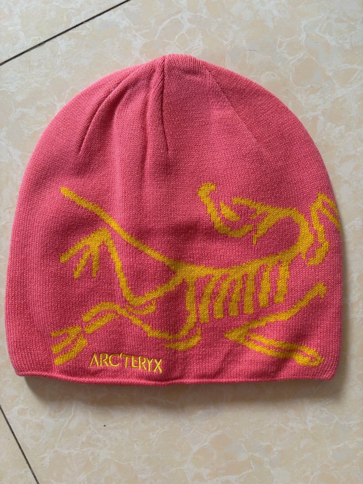Bird Head Toque – Pink / Yellow