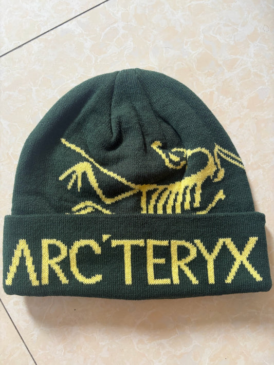 Word Toque – Dark Green / Yellow