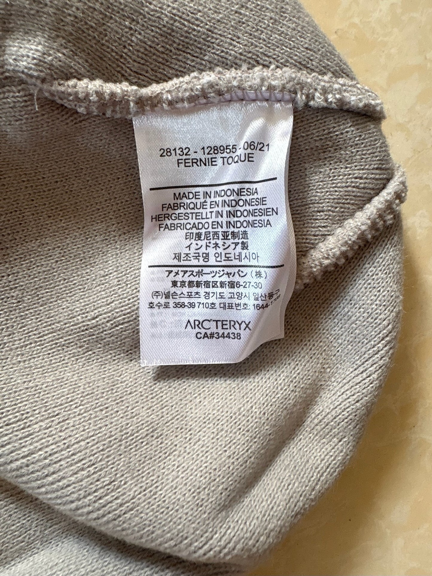 Bird Head Toque – Solitude / Arctic Silk