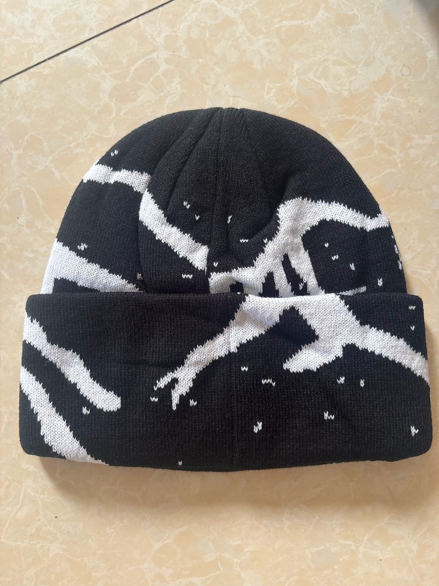 Grotto Toque – Black Void