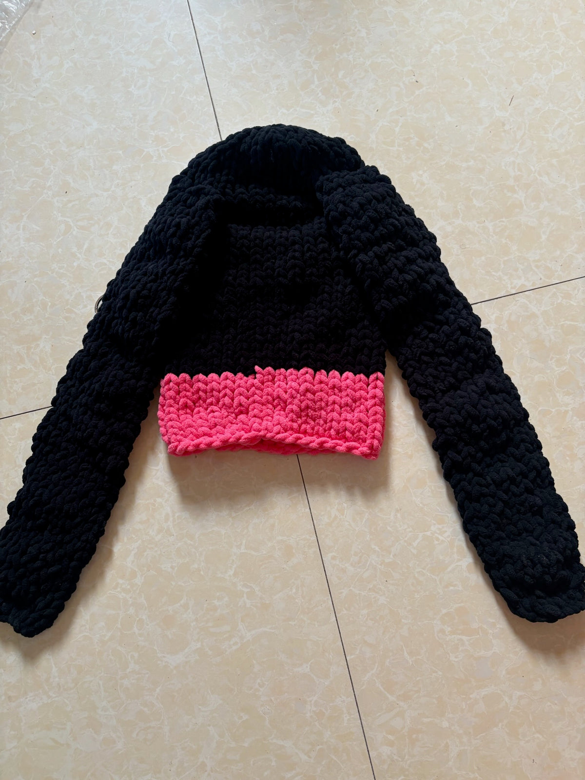 Bunny Ears Hood – Black / Pink