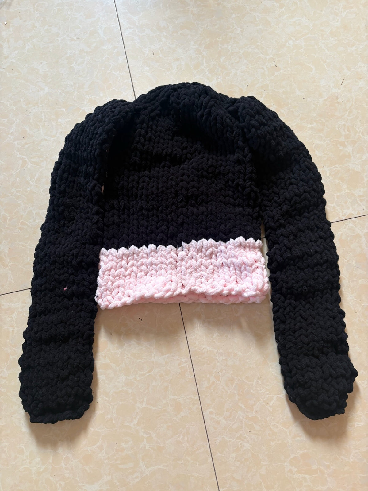 Bunny Ears Hood – Black / Light Pin