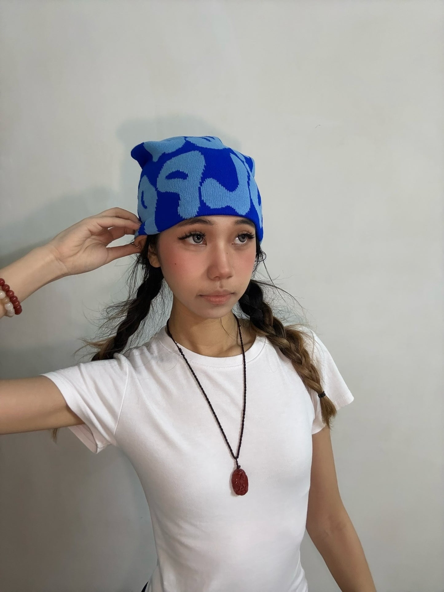 Mea Culpa beanie- Vibrant Blue