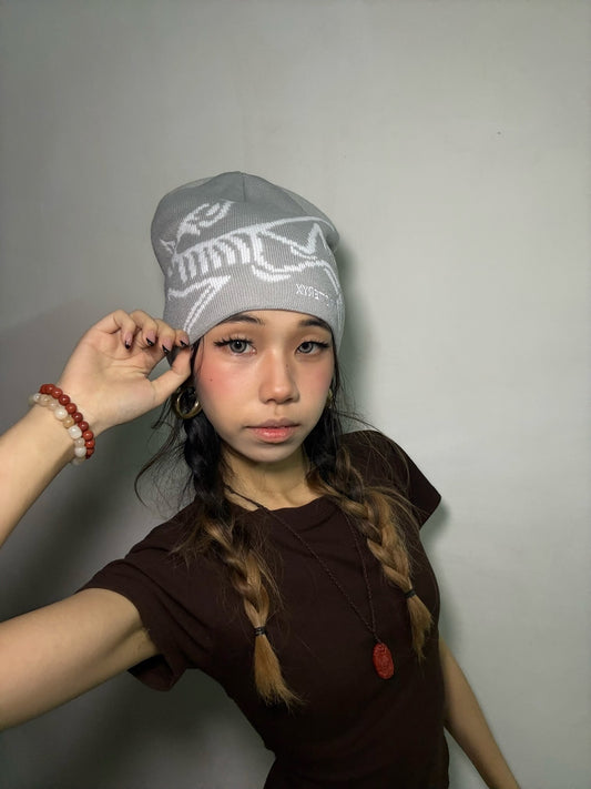 Bird Head Toque – Solitude / Arctic Silk