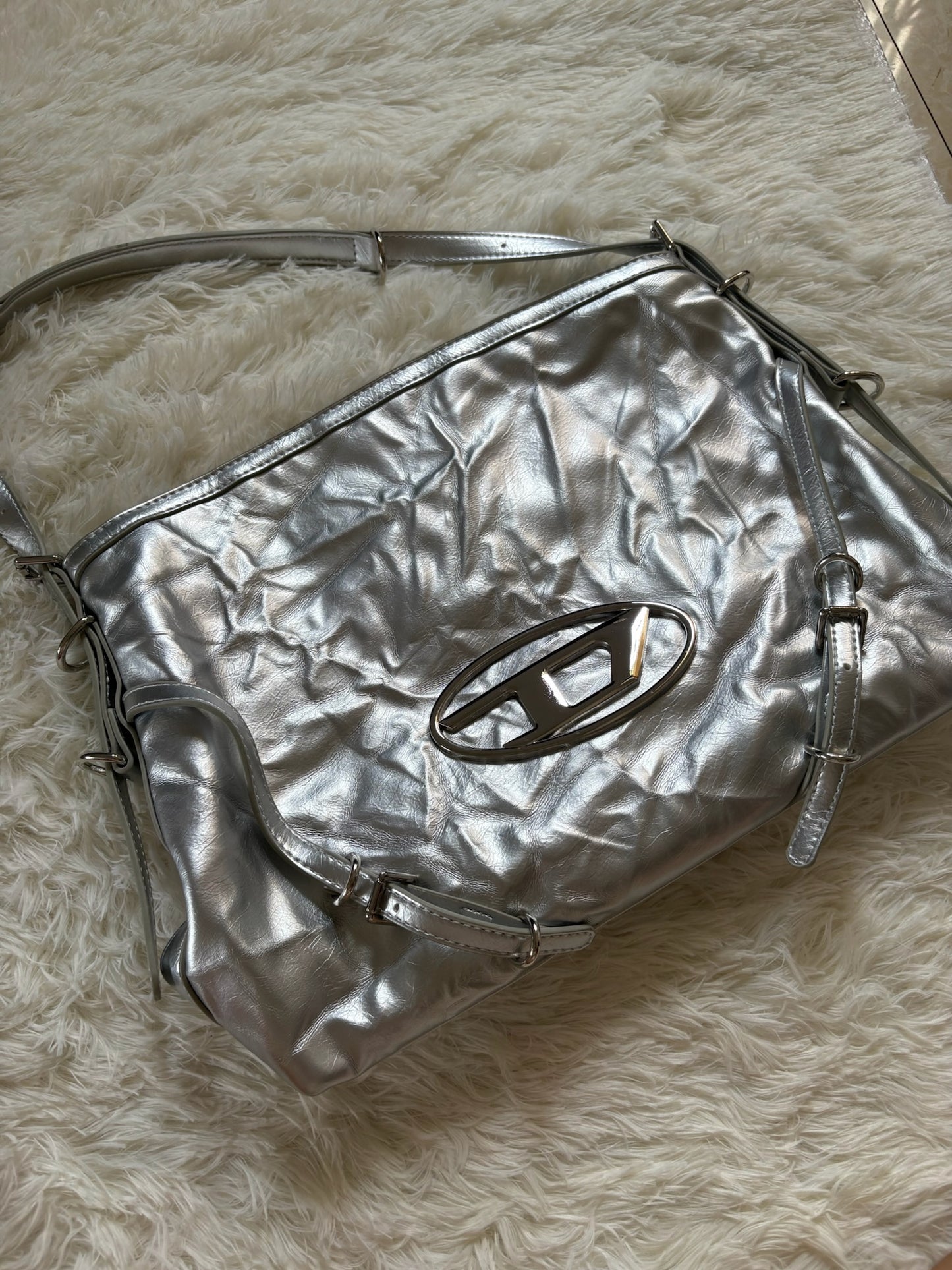 Diesel 1DR Shoulder Bag – Metallic Silver