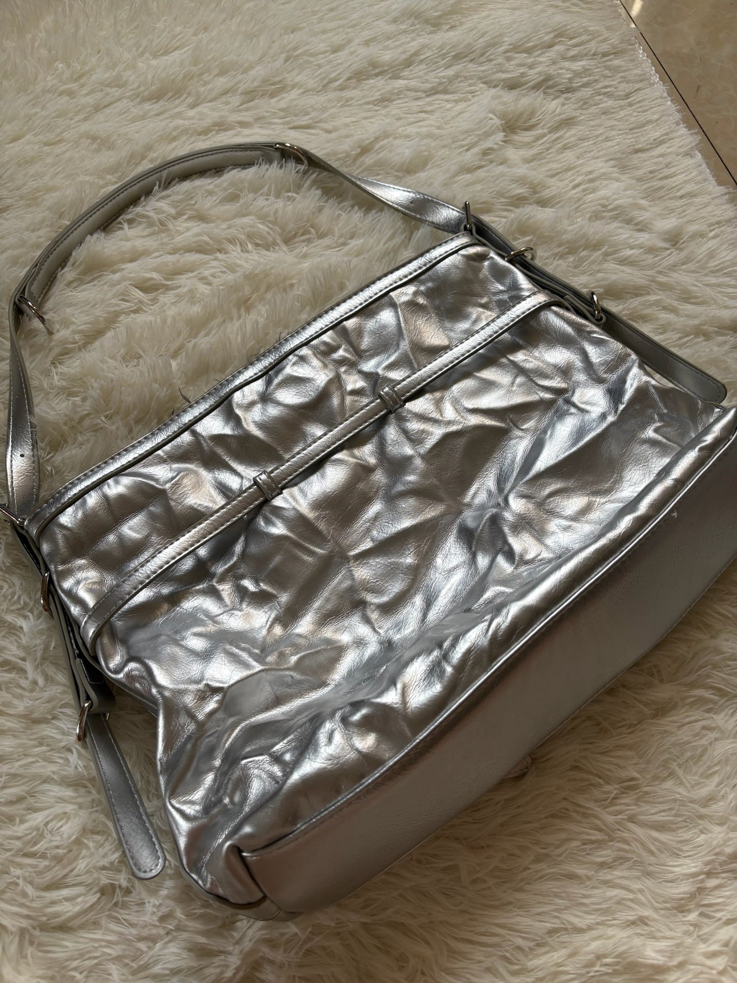 Diesel 1DR Shoulder Bag – Metallic Silver