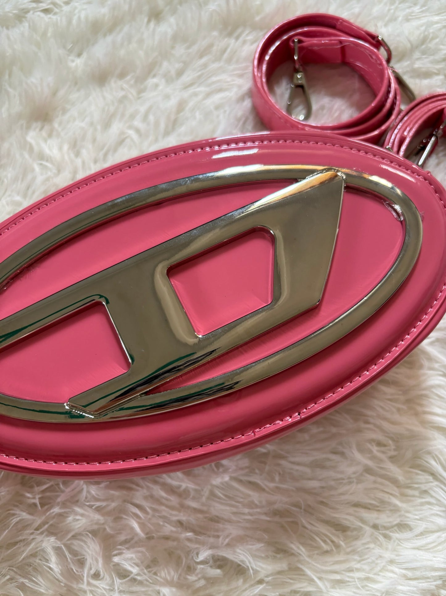 Diesel Oval D Crossbody – Pink