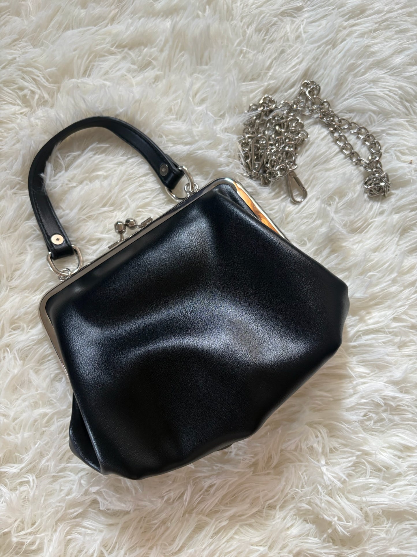 Vivienne Westwood Granny Frame Purse – Black