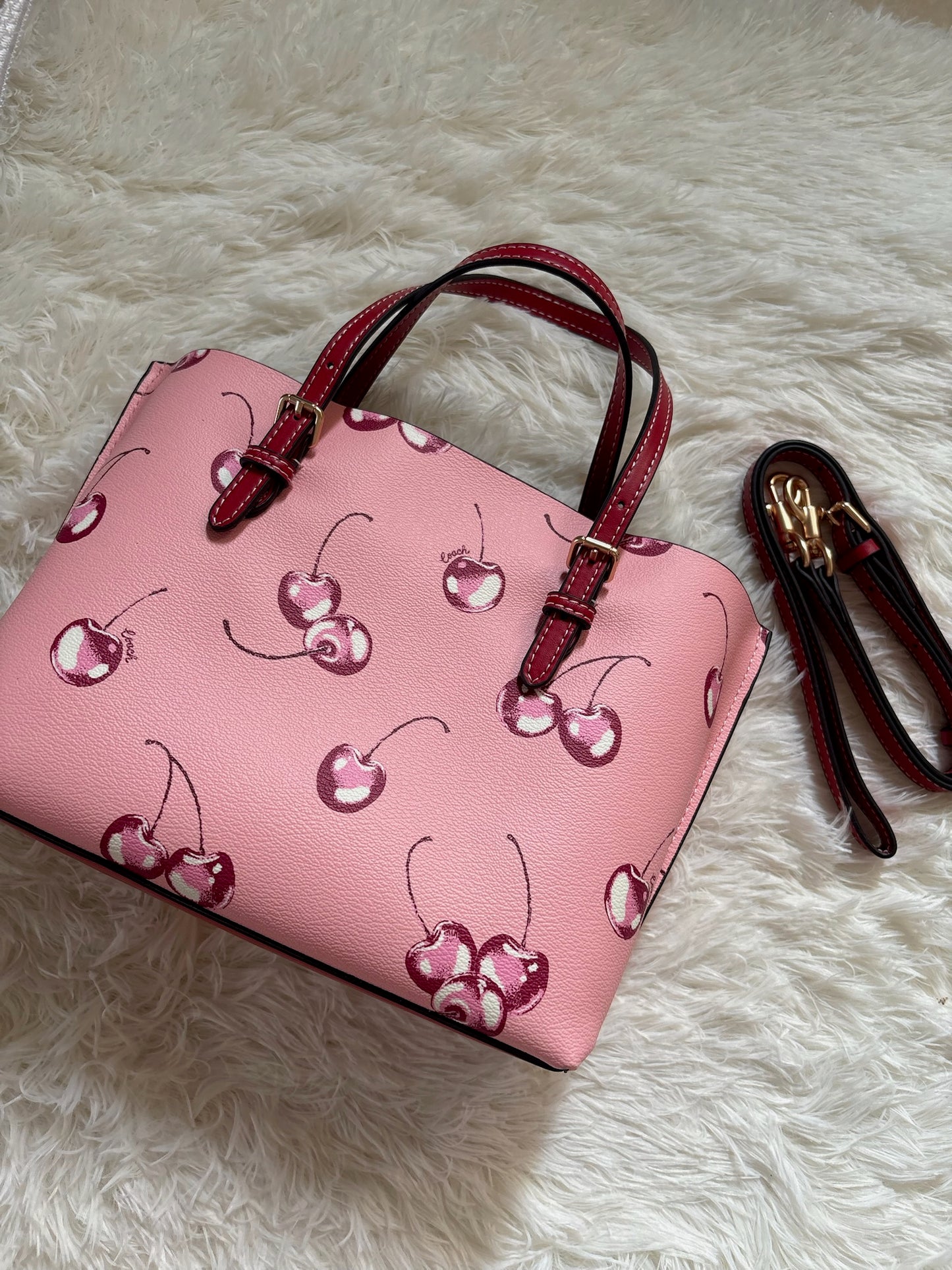 Coach Cherry Mollie Tote – Pink