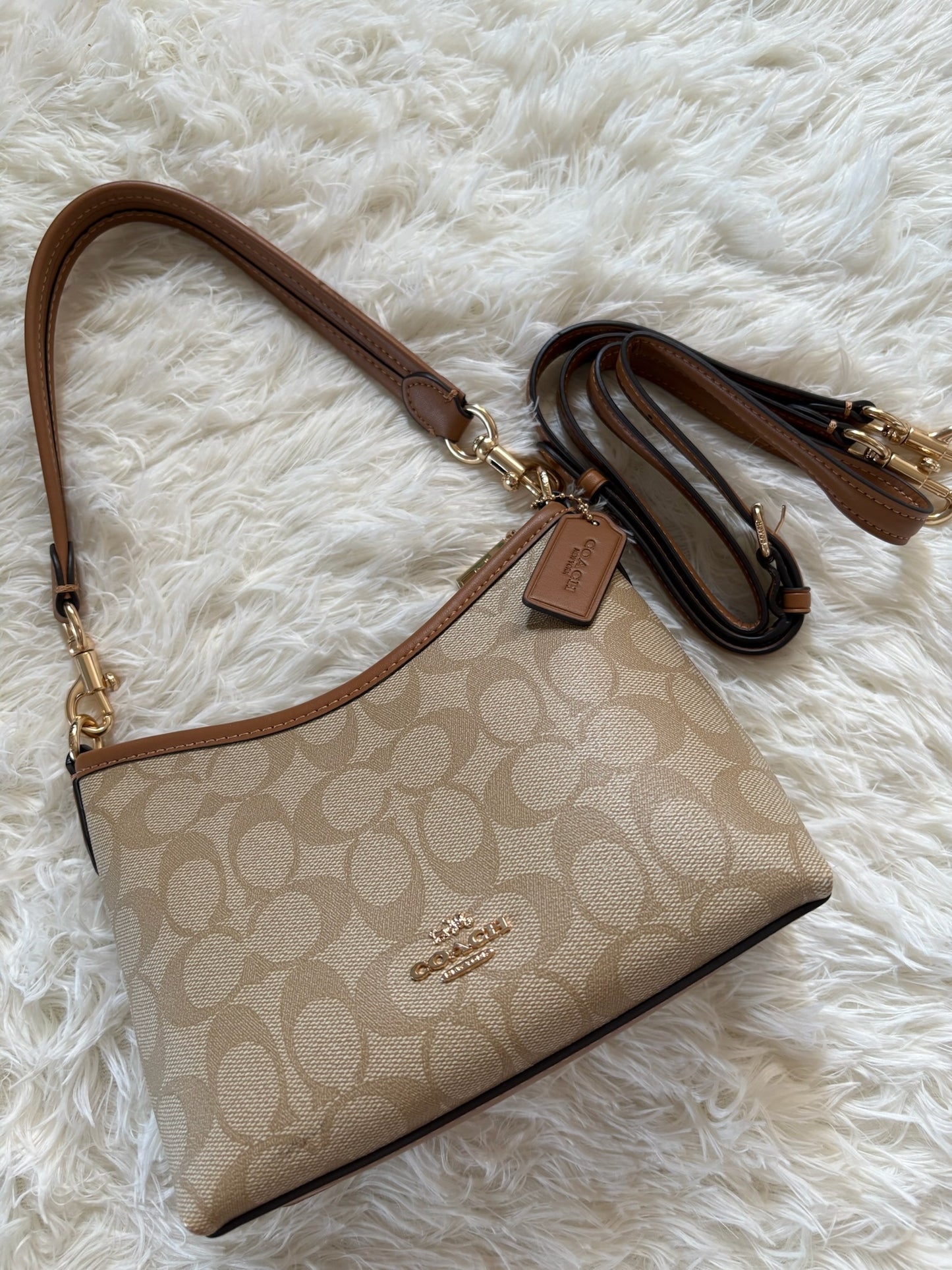Coach Laurel Shoulder Bag – Beige