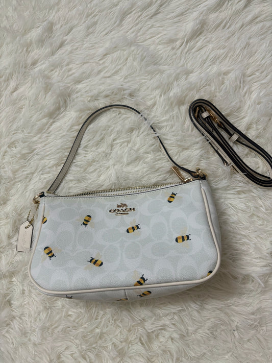 Coach Nolita 19 in Signature Canvas with Bee Print