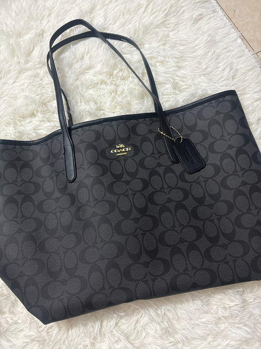 Coach City Tote in Signature Canvas – Black