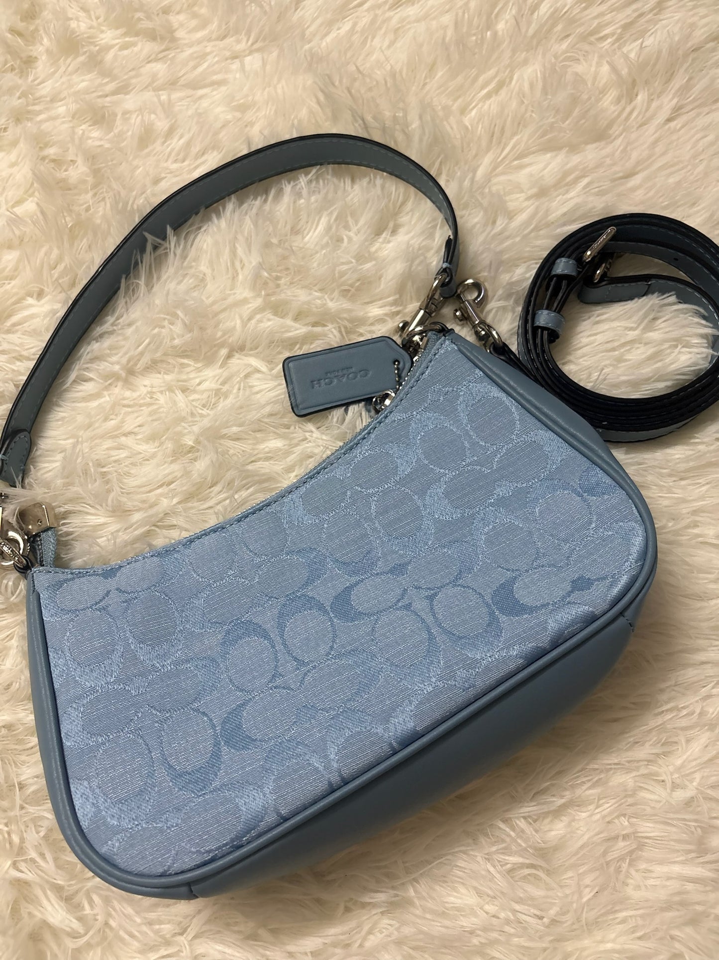 Coach Teri Wine Signature Denim Chambray  Shoulder  Bag