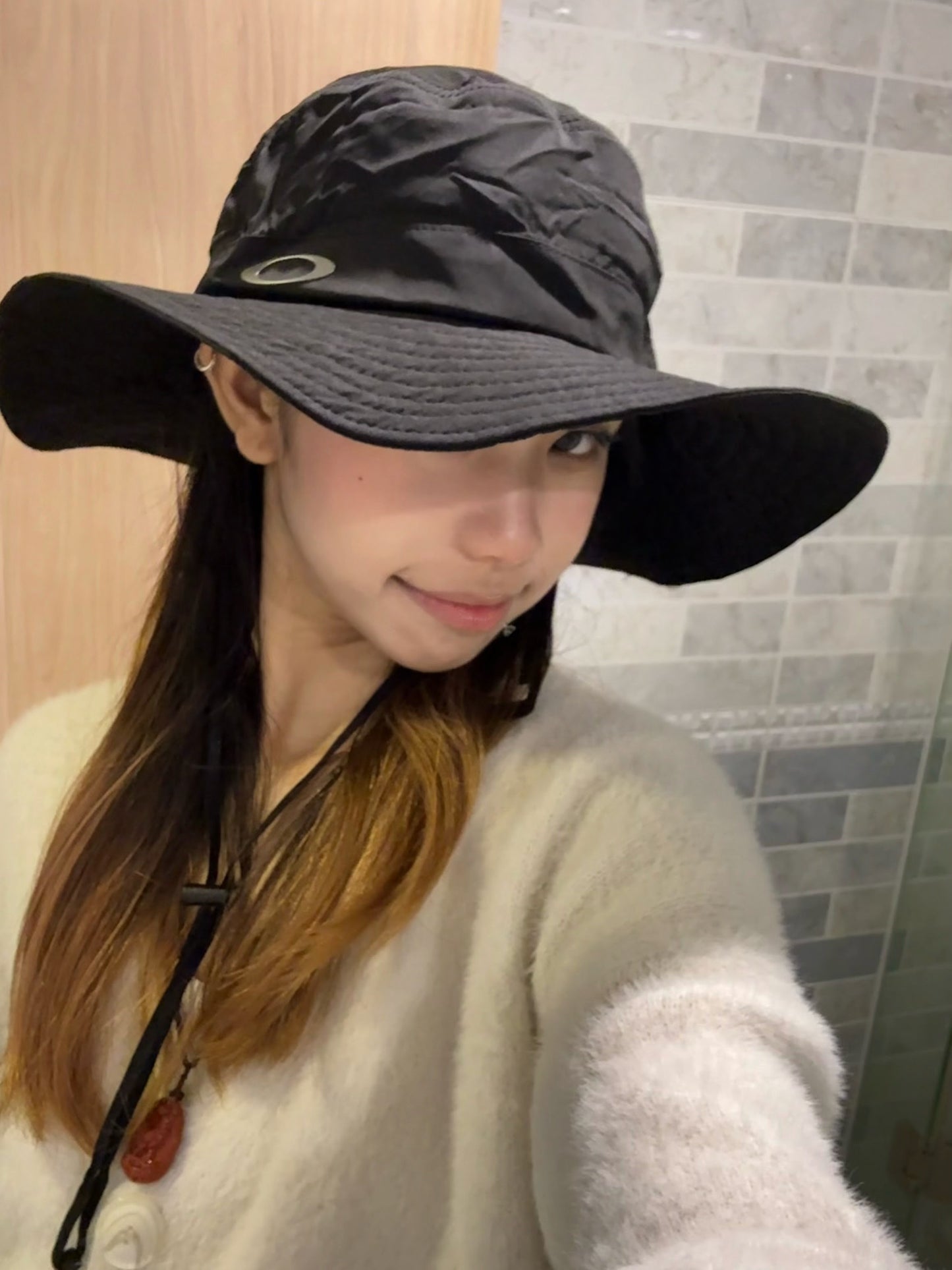 Oakley Wide-Brim Sun Hat-Black